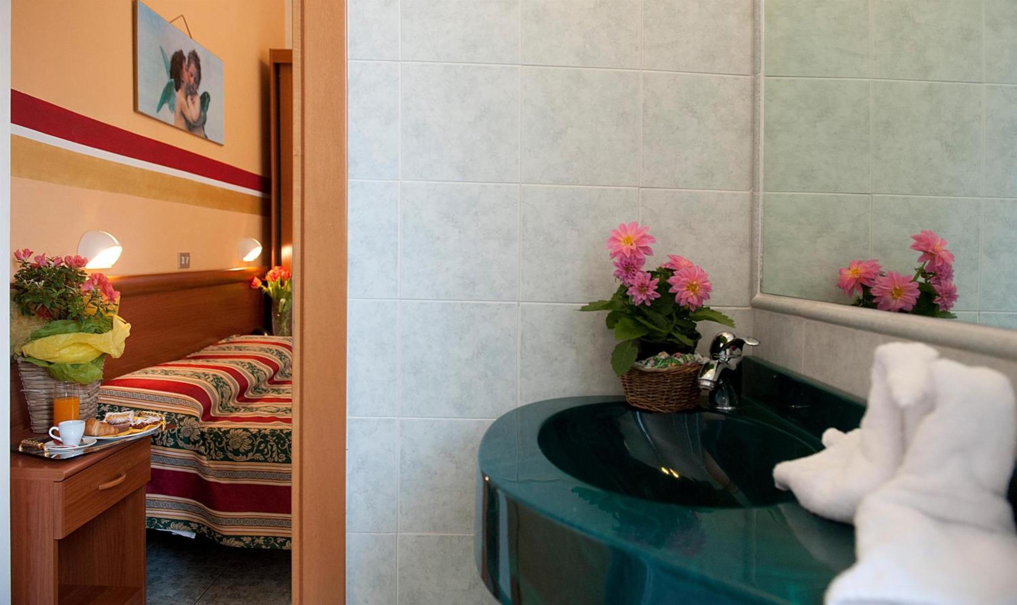 Hotel Dolly Viareggio Szoba fotó