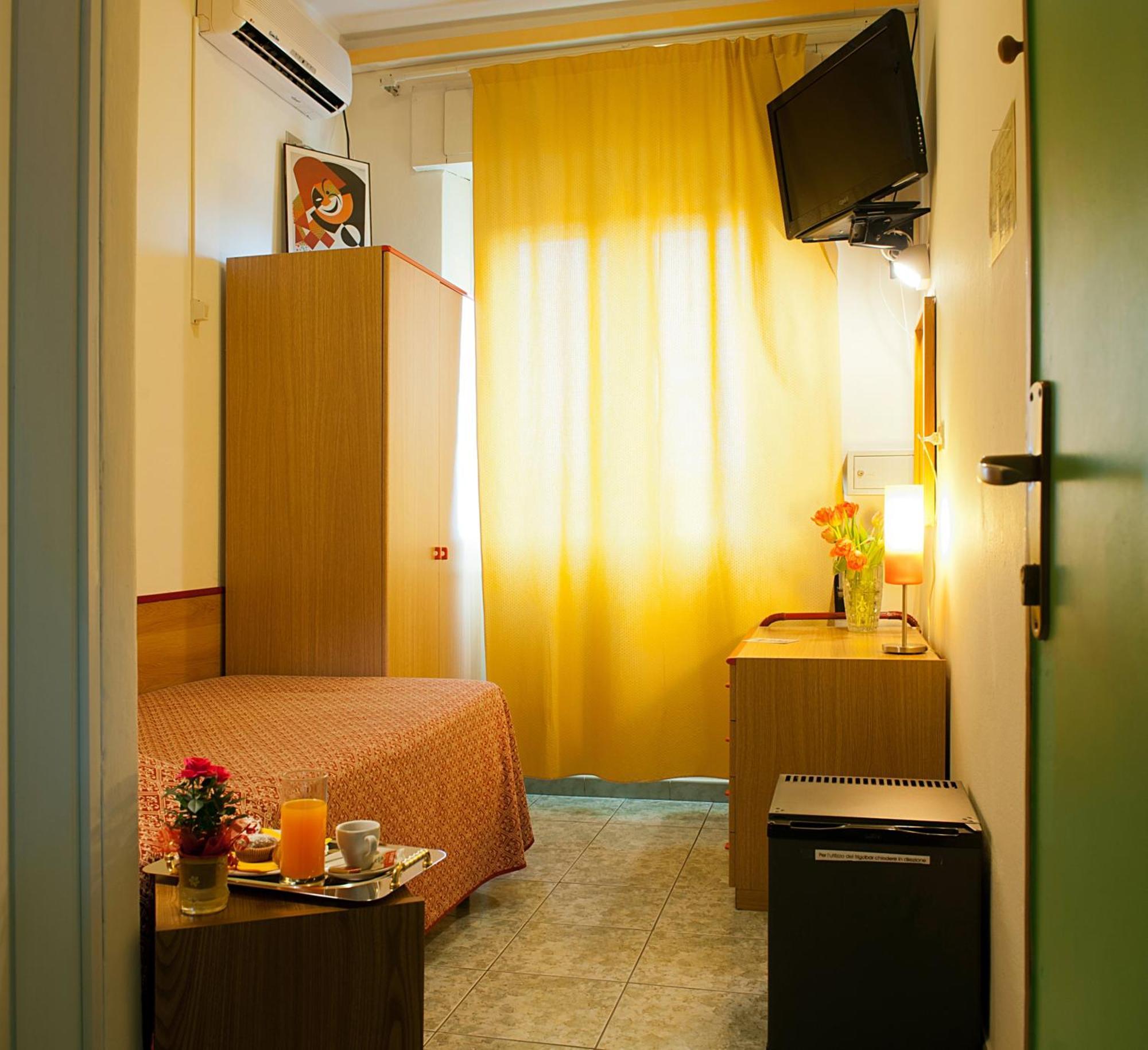 Hotel Dolly Viareggio Kültér fotó